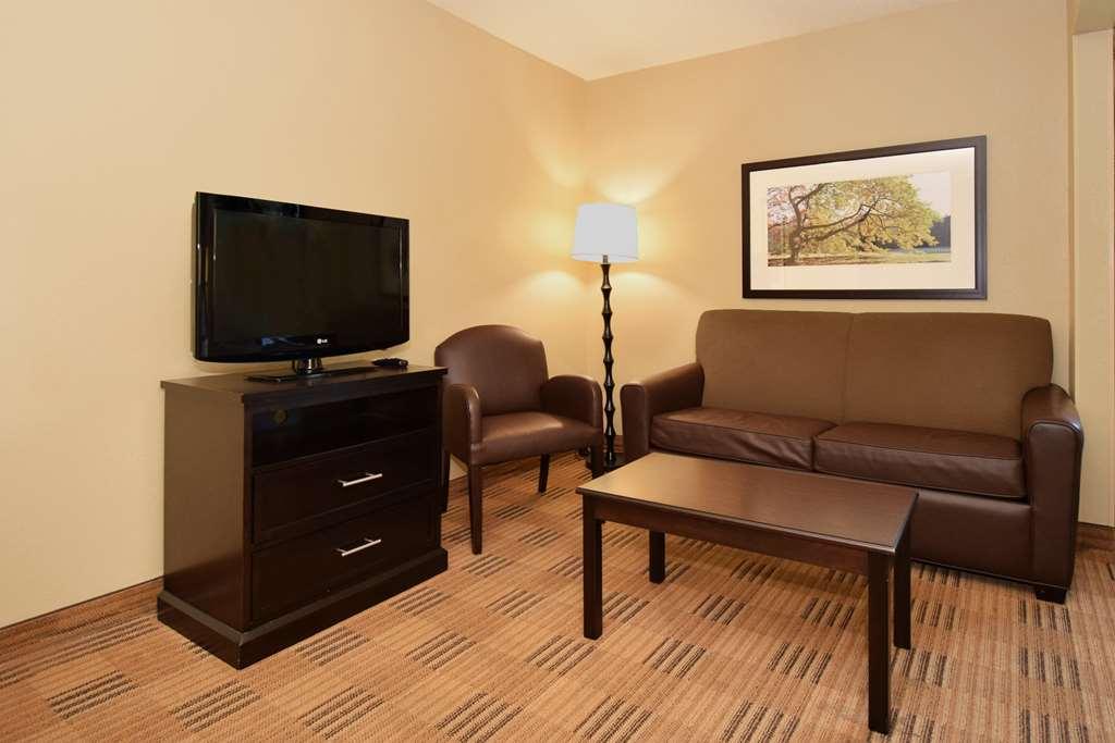 Extended Stay America Suites - Dallas - Plano Parkway - Medical Center Стая снимка